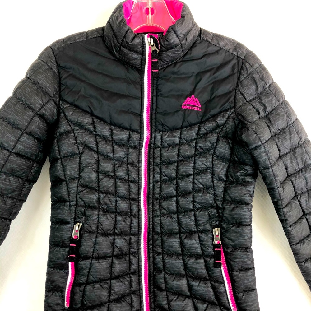 Girls Snozu quilted jacket black and pink sz 7/8
